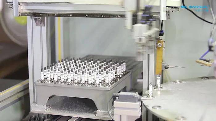 元帥周如沖 做火花塞行業(yè)的引領者