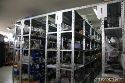 李書福考察敘利亞吉利4S店，推動汽車配件本土化發展